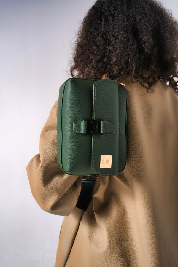 Lennox Chest Bag - Evergreen